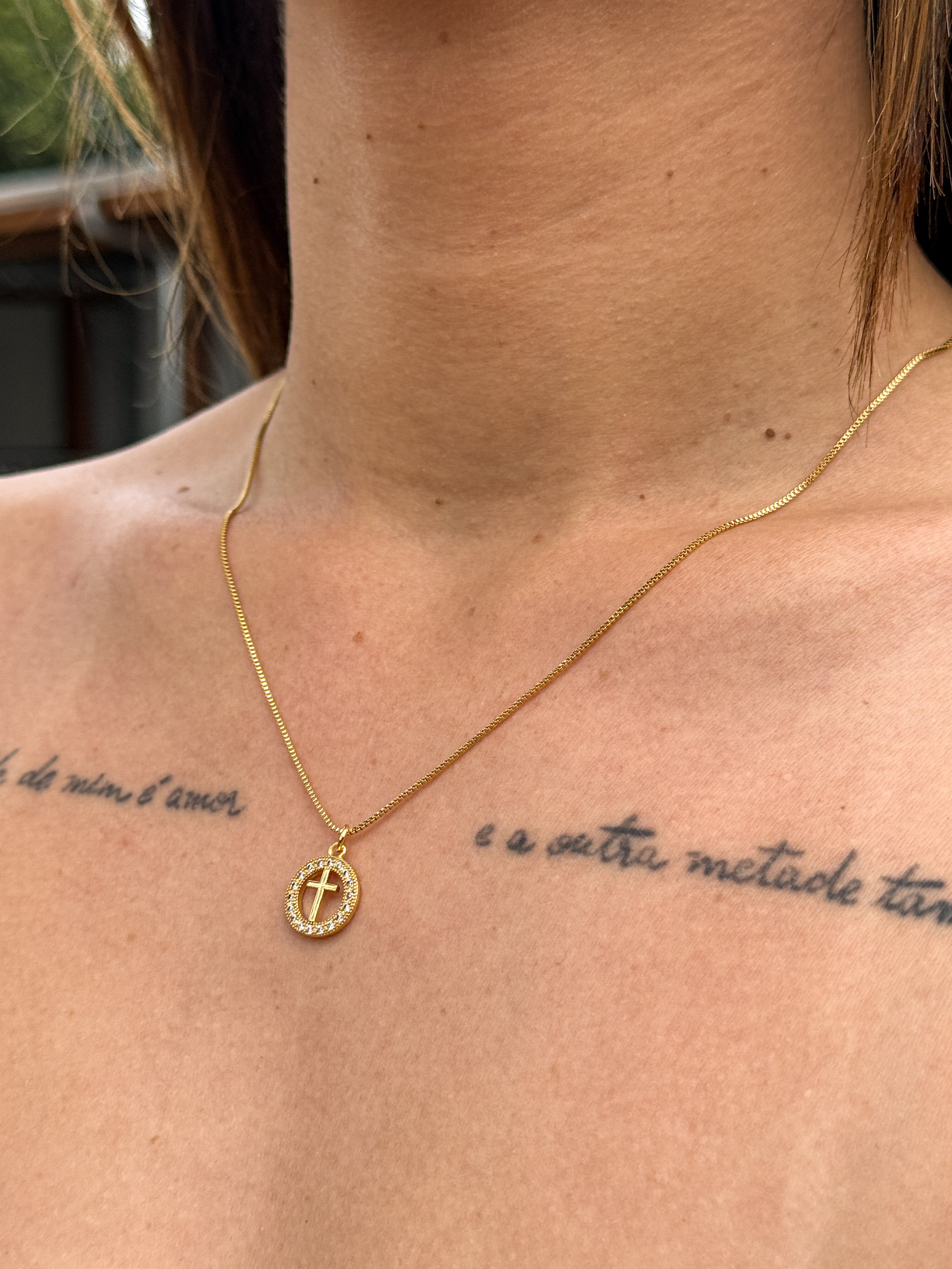 Colar Circulo+Cruz banhada a Ouro 18k