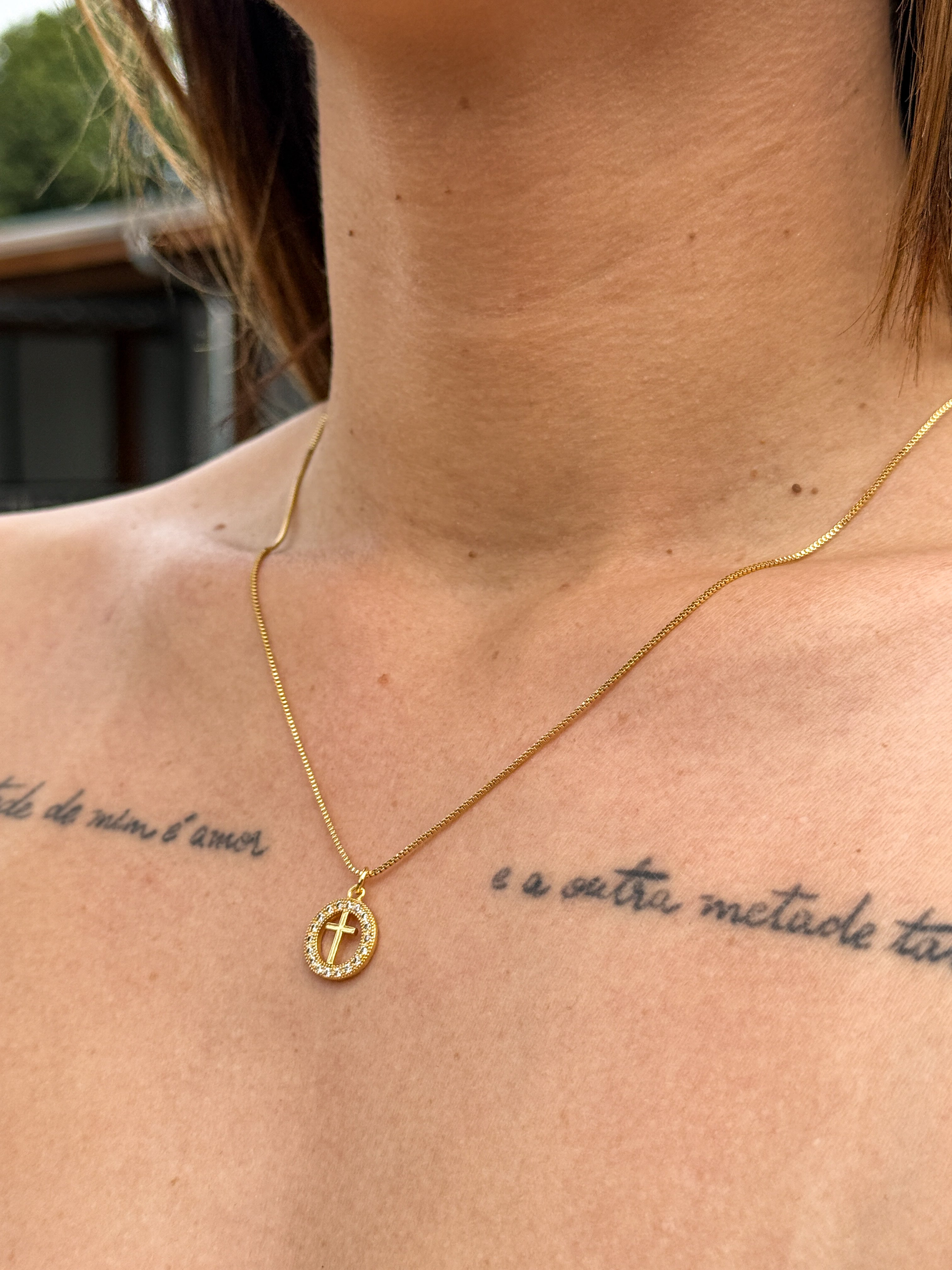 Colar Circulo+Cruz banhada a Ouro 18k