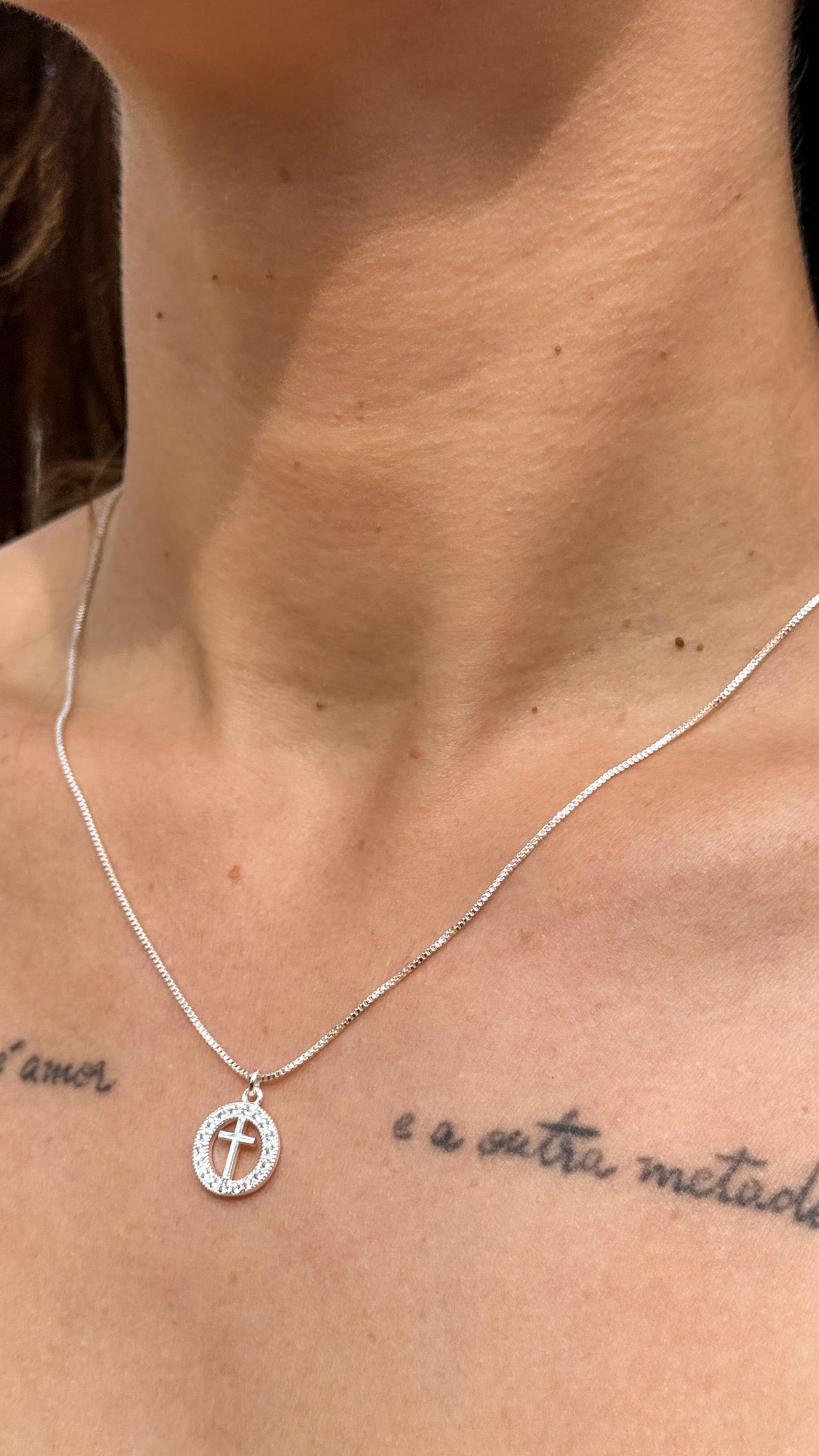 Colar Circulo+Cruz banhada a Prata