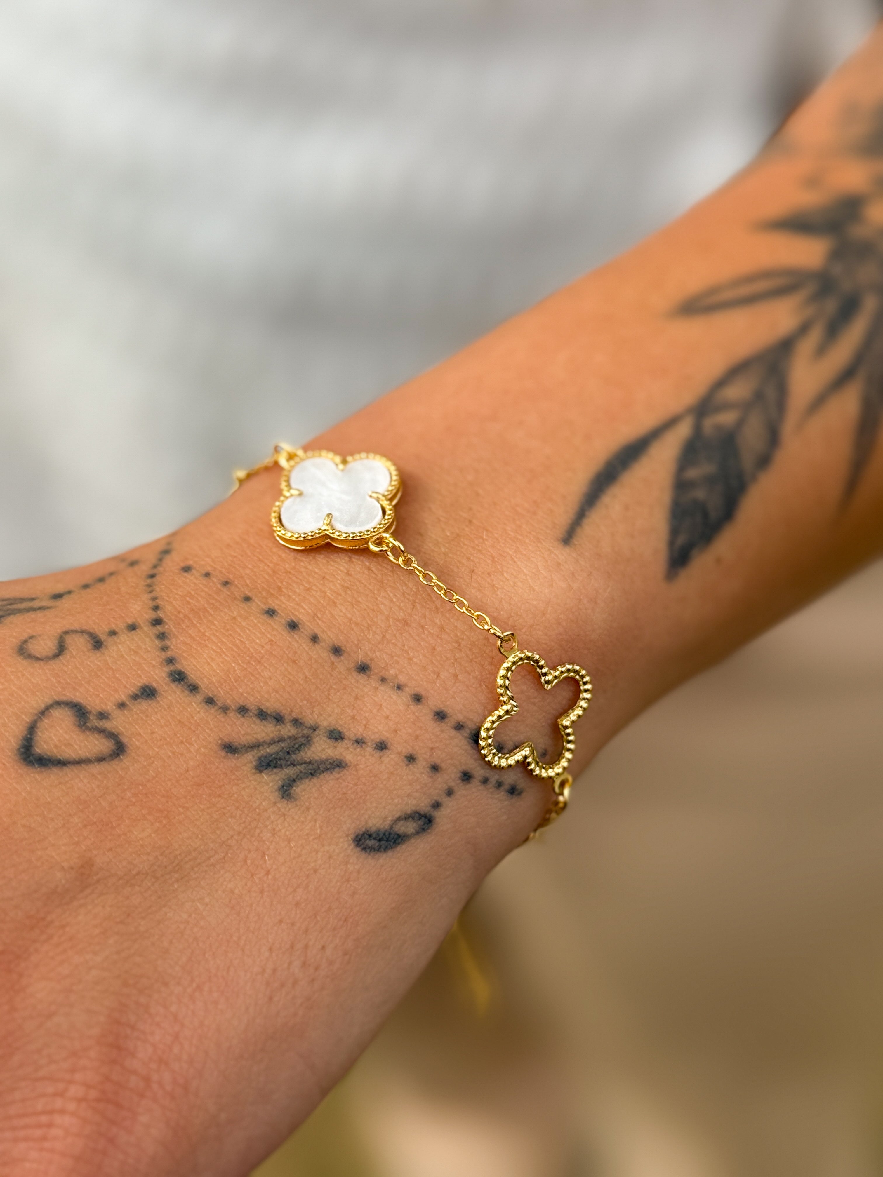 Pulseira Trevo banhado a Ouro 18k